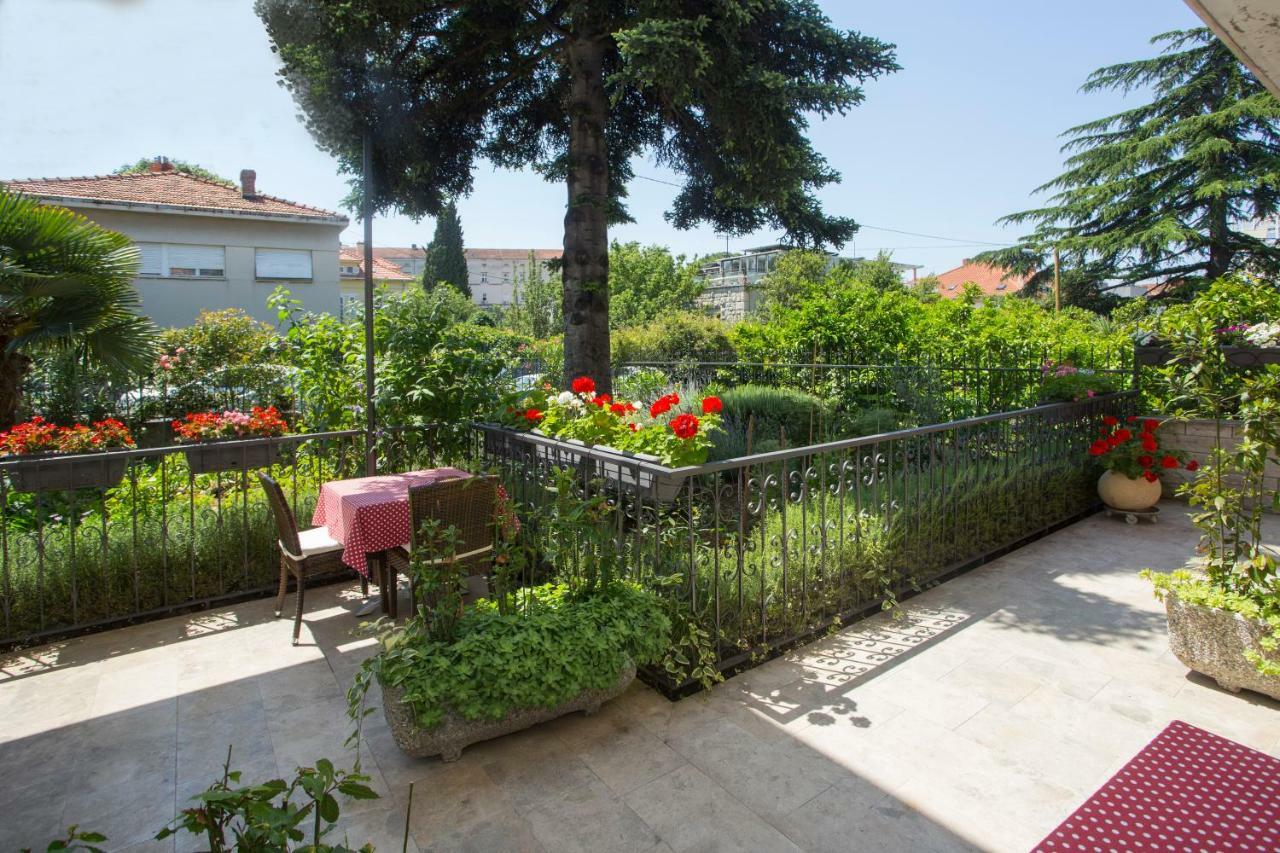 Apartments Ursic Сплит Экстерьер фото