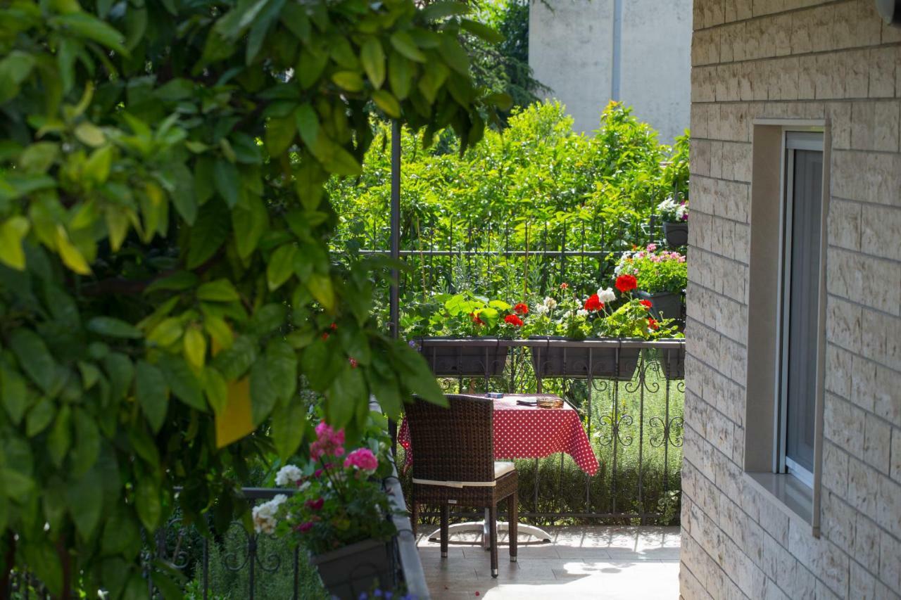 Apartments Ursic Сплит Экстерьер фото